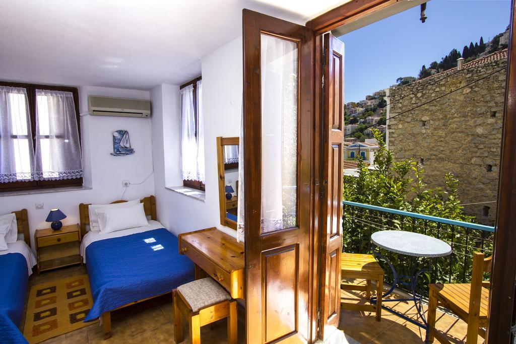 Symi Center Hotel 外观 照片
