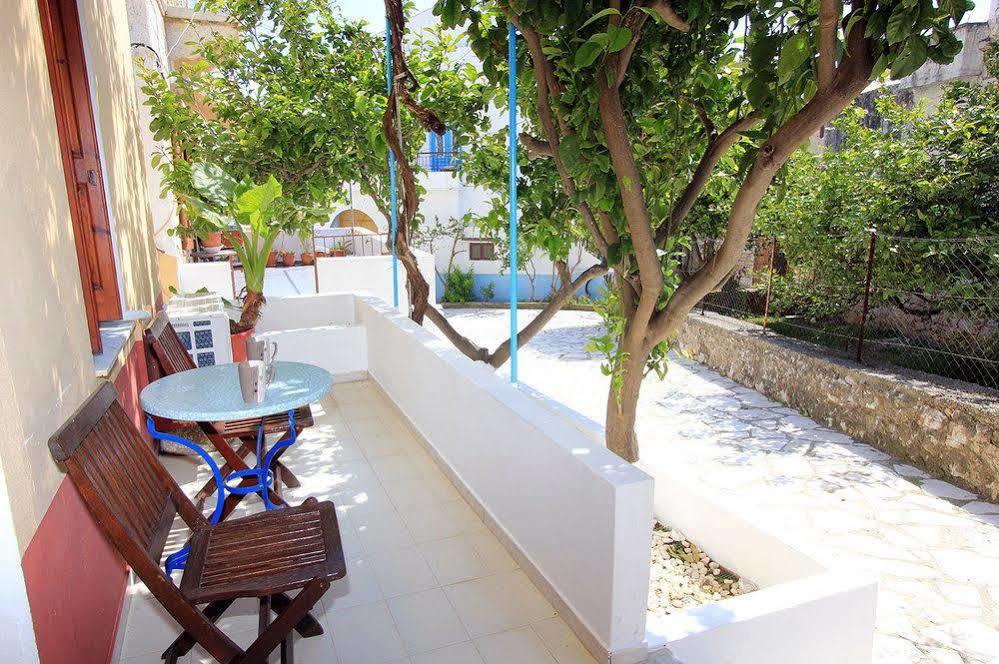 Symi Center Hotel 外观 照片